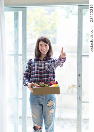 Women's vegetables 28455216