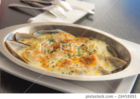 Baked mussel Baked mussel 28458891