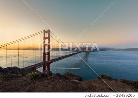 Golden Gate Bridge 28459200