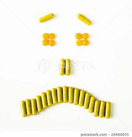 medical pills and capsules pattern on white medical pills and capsules pattern on white 28460035