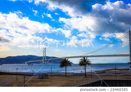 Akashi Kaikyo Bridge 28460385