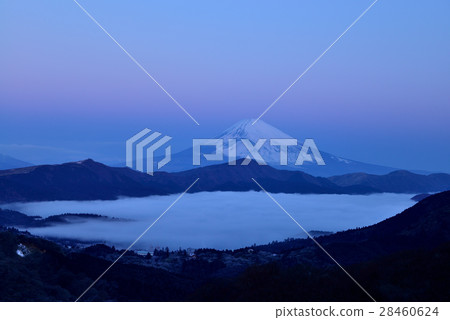 Daisen Mountain 28460624