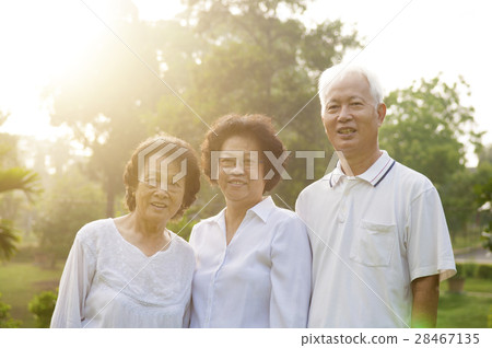 Group of seniors people Group of seniors people 28467135