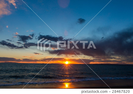 Sawan Sea and Sunset 28467820