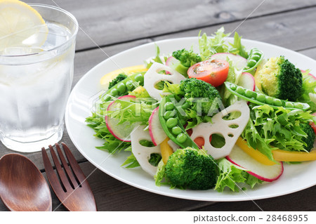 A salad 28468955
