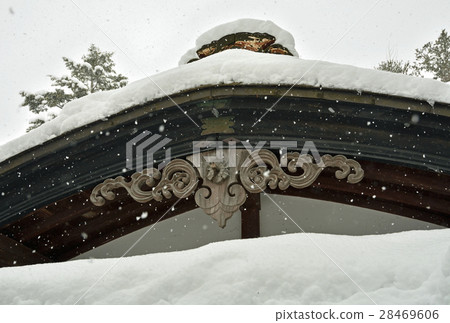 Walking around the Kakunoda: samurai residence street Aoyagi family main house 28469606