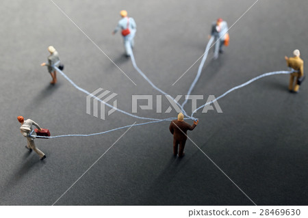 操縱的商人 28469630