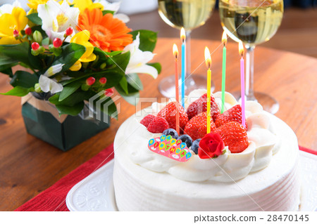 shortcake, cake, cakes 28470145