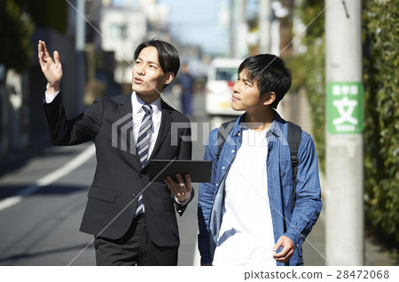 Real estate leasing 28472068