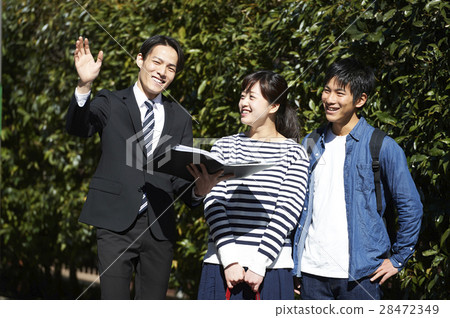 房地產租賃 房地產租賃 28472349