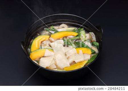 餺 餺 28484211