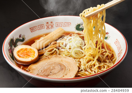 醬油拉麵 28484939