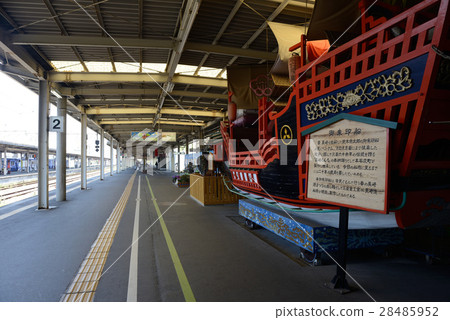 在長崎站內的無人船 在長崎站內的無人船 28485952