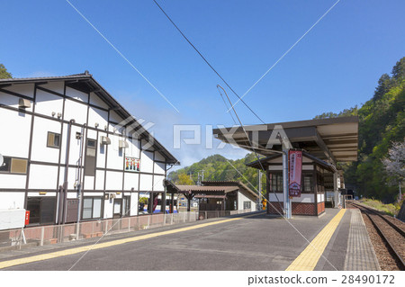 Sanriku Railway North Rias Campanella Tanohata Station (Iwate Prefecture Tanohata Village) 28490172