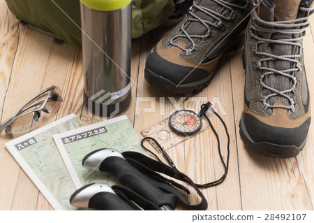 Climbing possessions Climbing possessions 28492107