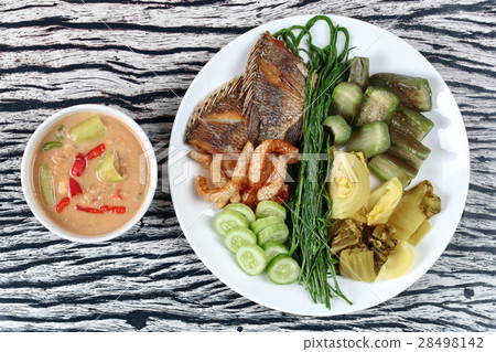 Coconut milk and fermented soy bean sauce  28498142