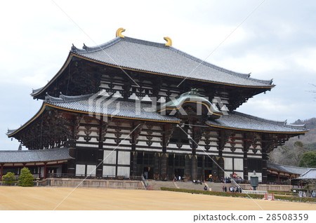 東大寺的“佛像”(奈良縣奈良市長良町) 東大寺的“佛像”(奈良縣奈良市長良町) 28508359