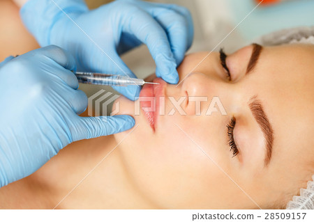 Subcutaneous injection lips. 28509157