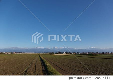 To see the whole view of the Tateyama mountain peak with Kendo in the center, Namerikawa City, Toyama Prefecture 28513115