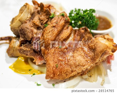 German pig's foot 28514765