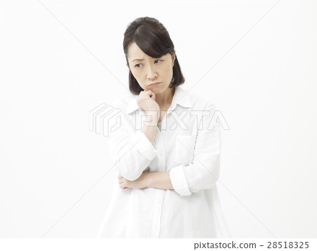 Female middle agonized Female middle agonized 28518325
