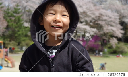 孩子的笑容 28520576