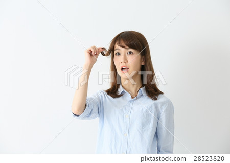 Split hair Split hair 28523820