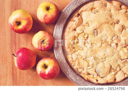 Homemade apple pie Homemade apple pie 28524798