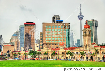 Skyline of Kuala Lumpur from Merdeka Square 28525508