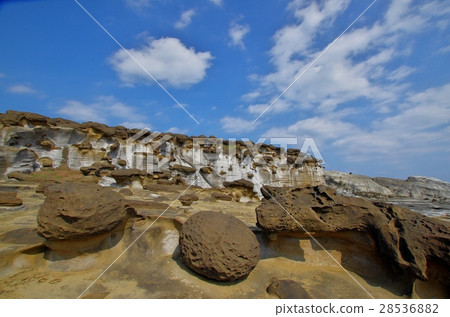 Seaside weather fossil - Stock Photo [28536882] - PIXTA