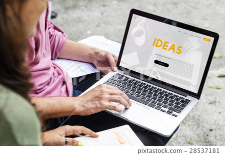 Internet Technology Social Media Concept 28537181