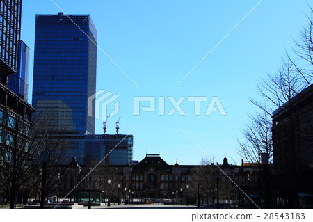 Sunny Tokyo Station Sunny Tokyo Station 28543183