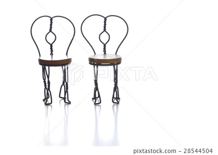 一把椅子 28544504