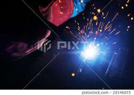 the welding spark light 28546055