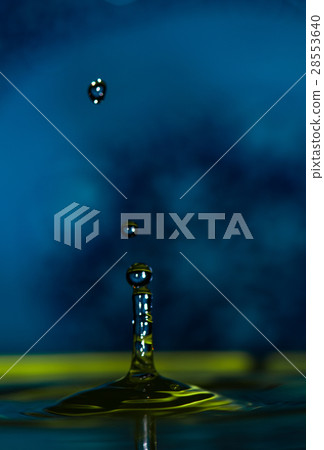 Water drop 28553640