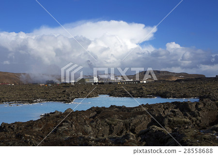 Geothermal bath Blue Lagoon in Iceland 28558688