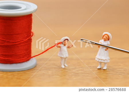 女孩和針和線程 28576688
