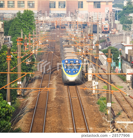 train 28577906