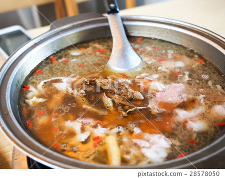羊肉爐 28578050