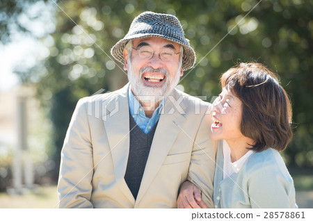 Japanese senior couple with a smile Japanese senior couple with a smile 28578861