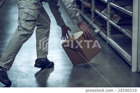 倉庫形象 28580319