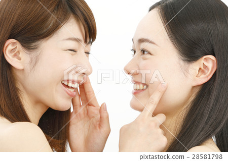 Two female beauty shots Two female beauty shots 28581798