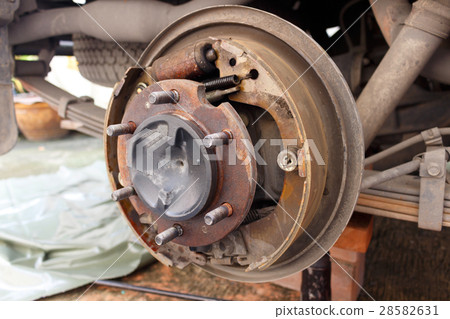 Car drum break system 28582631