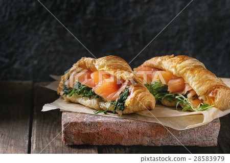 Two croissant with salmon 28583979