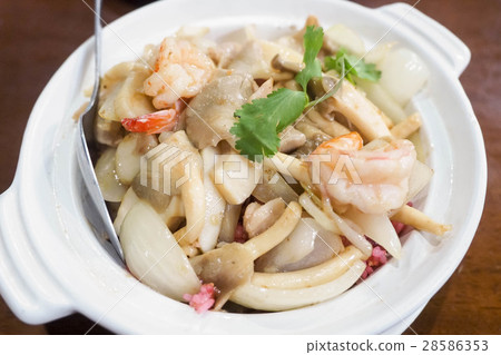 沙煲海鮮飯 沙煲海鮮飯 28586353