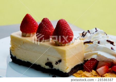 Strawberry Cheesecake  and chocolate sprinkles. 28586387