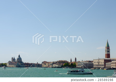 Venice panorama, Italy Venice panorama, Italy 28589198