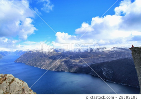 Anna Snow Stage Norway 28595193