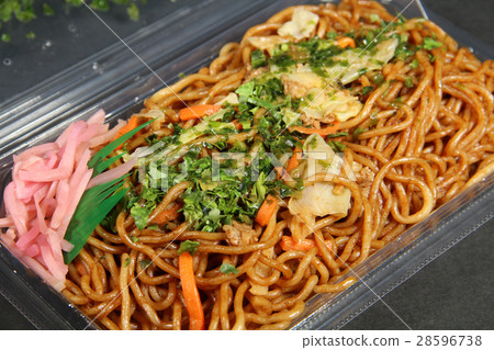 Yakisoba with pack 28596738