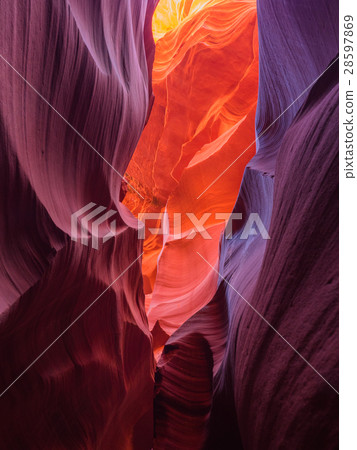 羚羊槽峽谷羚羊峽谷 羚羊槽峽谷羚羊峽谷 28597869